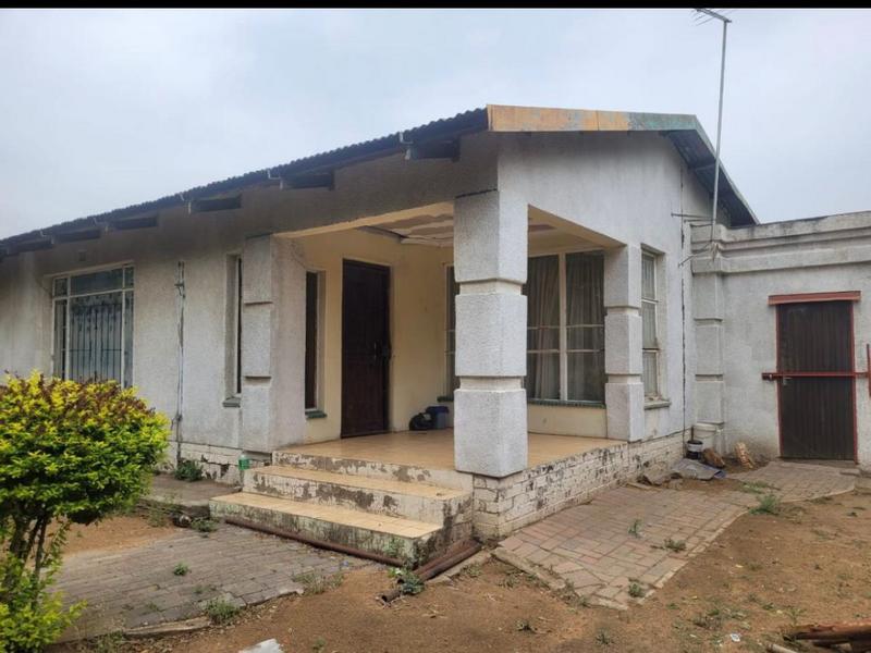 6 Bedroom Property for Sale in Sasolburg Free State